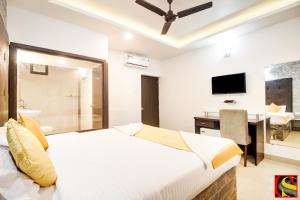 candolim sands