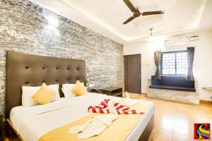 candolim sands