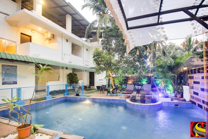 candolim sands