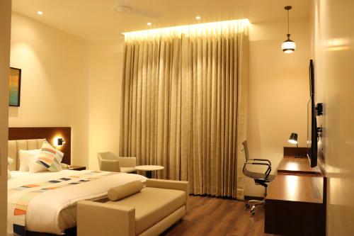 hillcrest hotel and resort