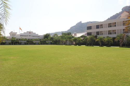 hillcrest hotel and resort