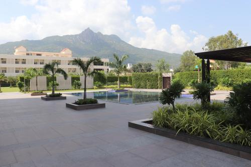 hillcrest hotel and resort