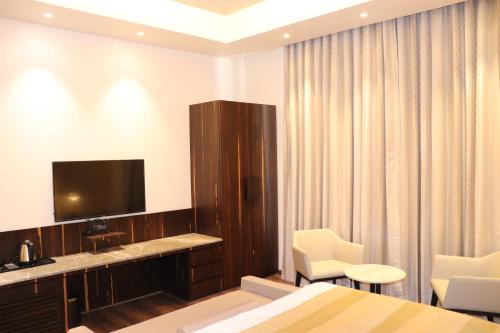 hillcrest hotel and resort