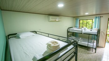 cabanas rio escondido en la fortuna