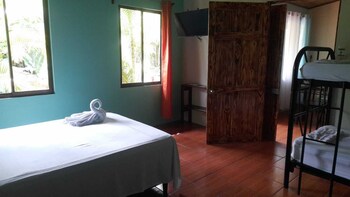 cabanas rio escondido en la fortuna