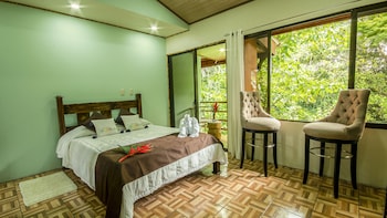 cabanas rio escondido en la fortuna