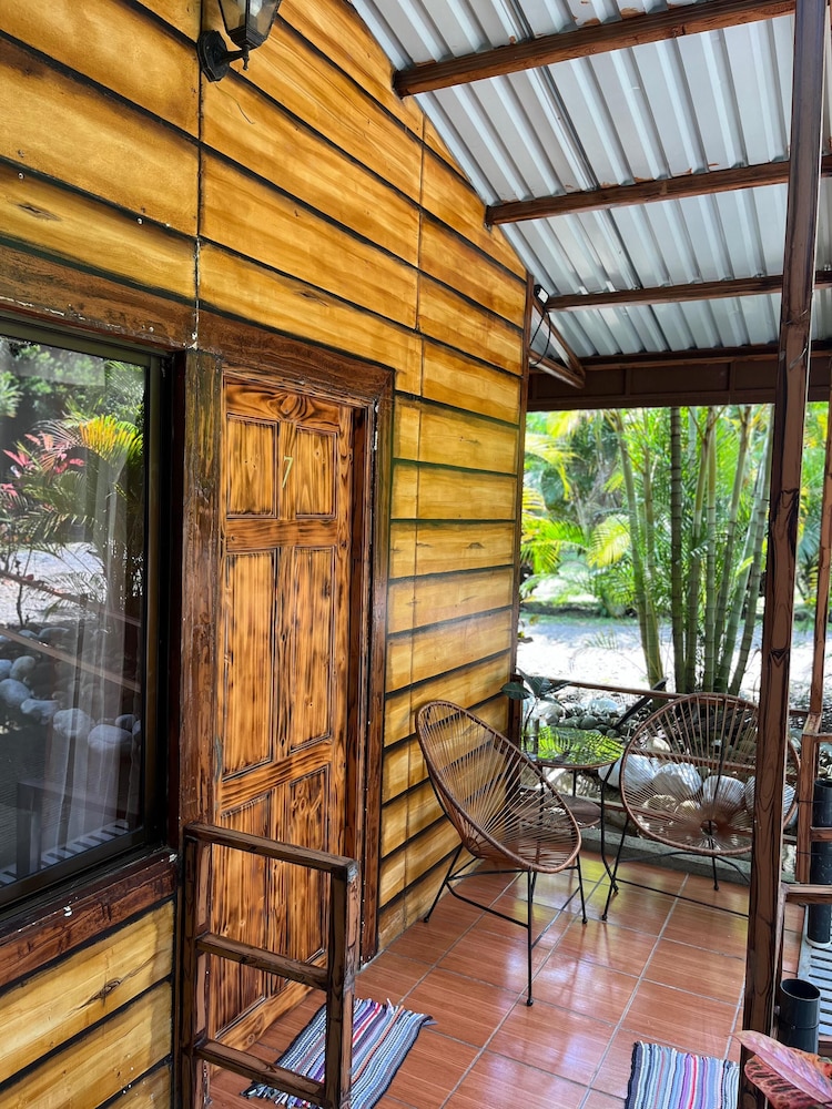 cabanas rio escondido en la fortuna