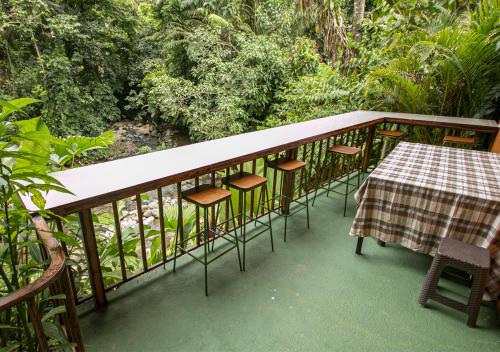 cabanas rio escondido en la fortuna