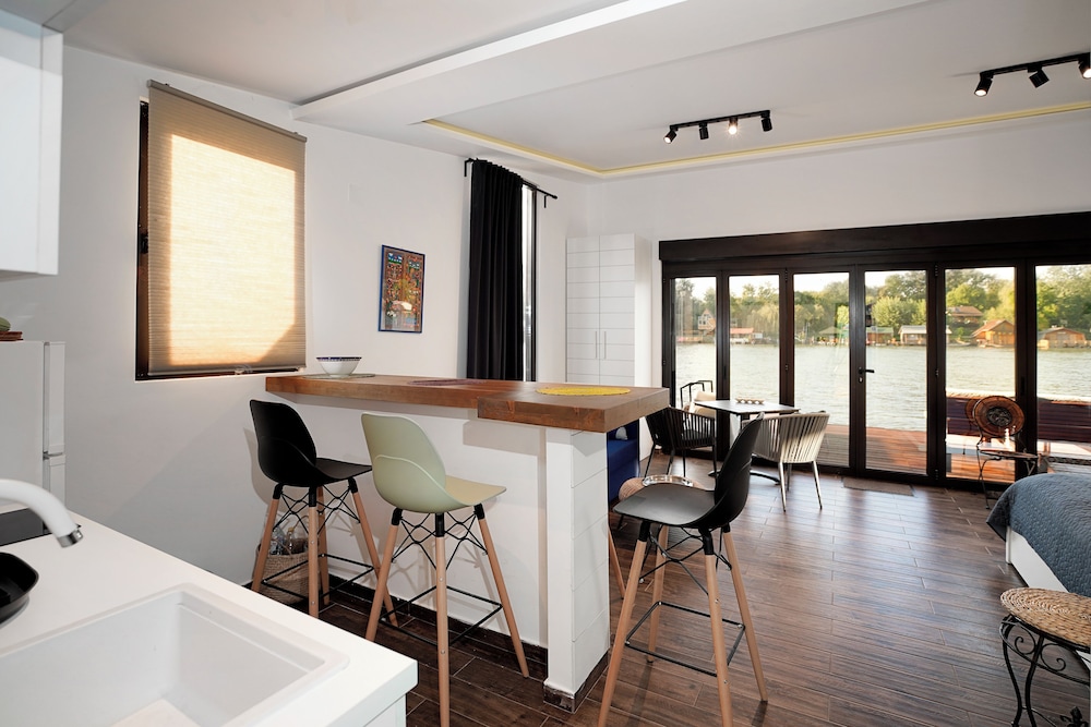 beach house belgrade