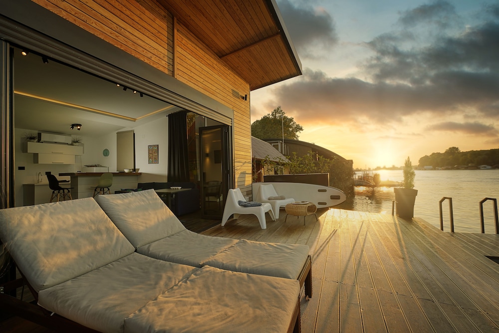beach house belgrade
