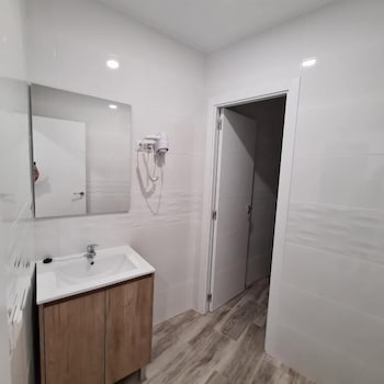 hostal las fronteras