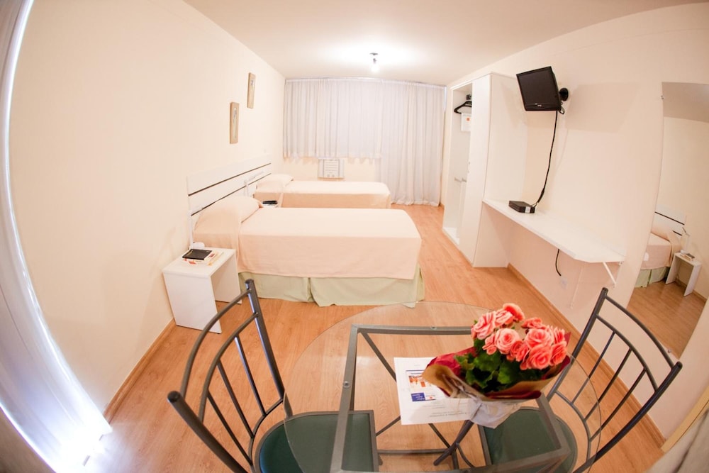 harbor self buriti suites hotel
