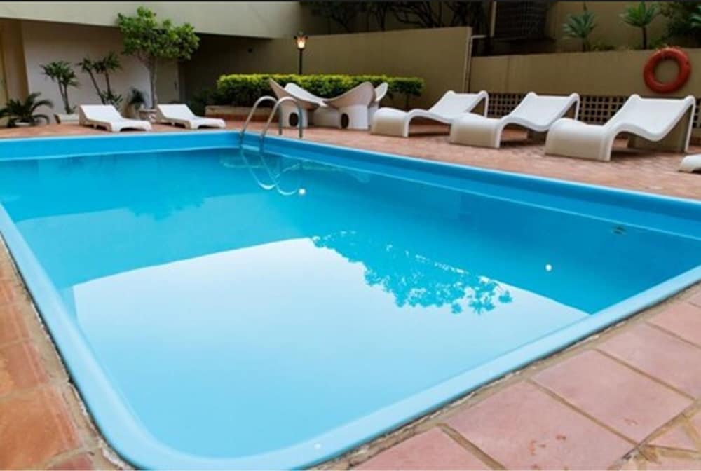 harbor self buriti suites hotel