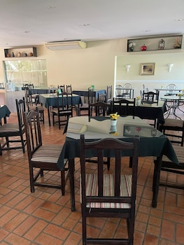 harbor self buriti suites hotel