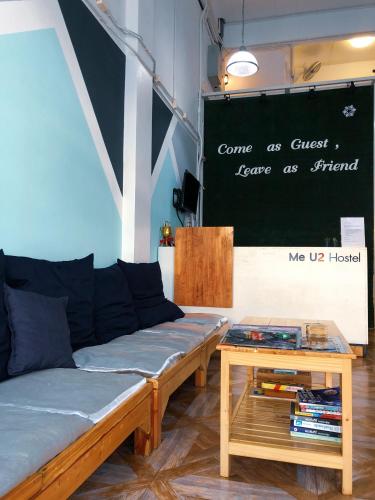me u2 and i smile hostel