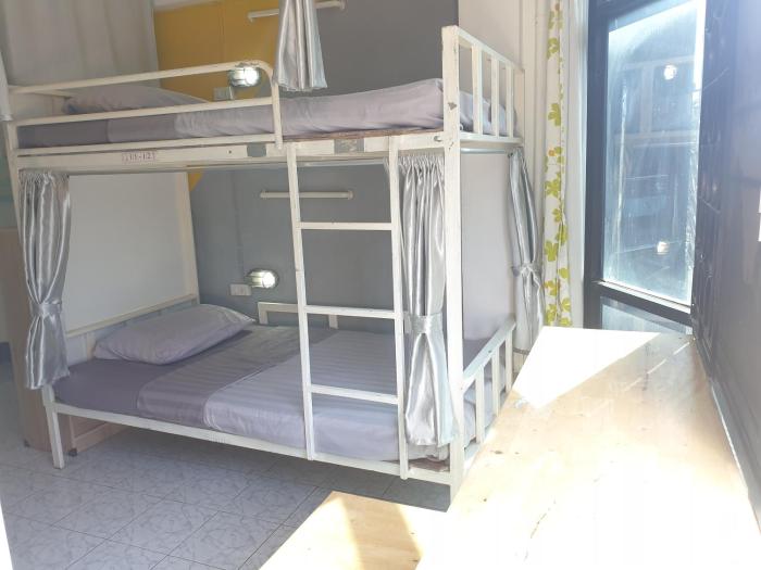 me u2 and i smile hostel