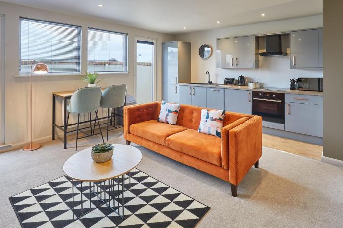 host and stay north marine house