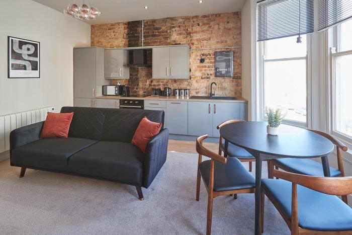 host and stay north marine house