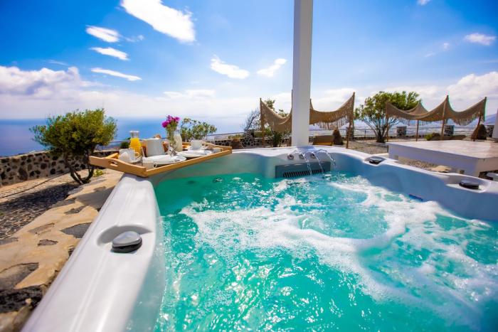 phaos santorini suites