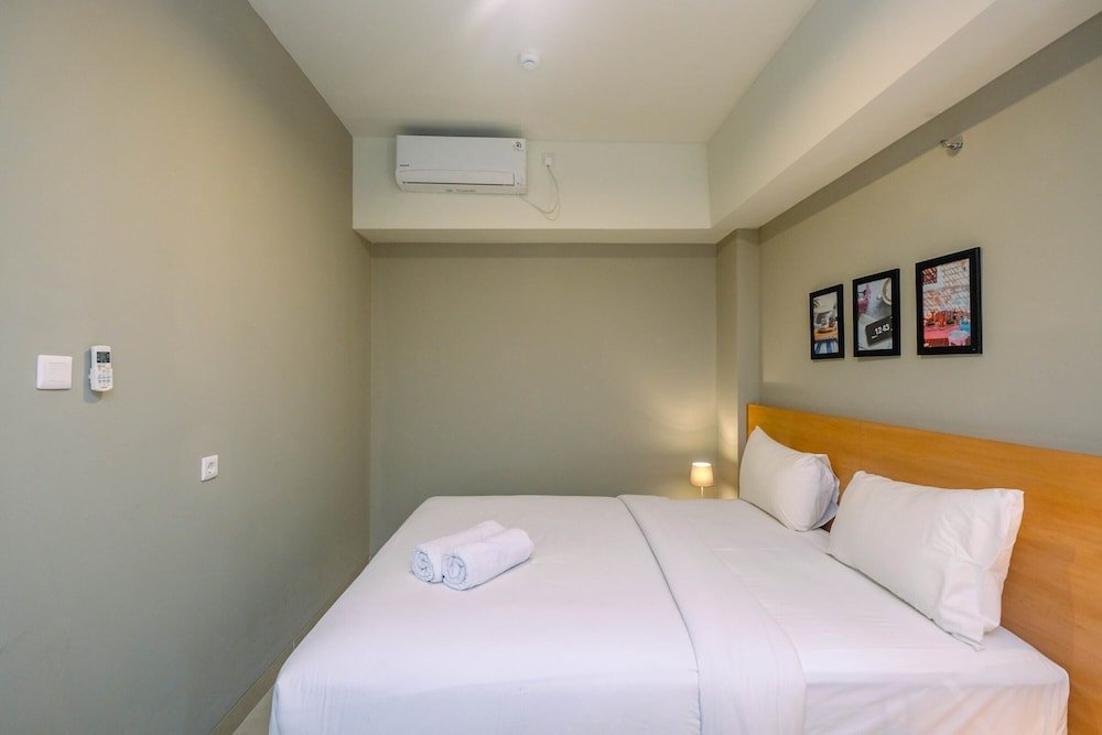 luxury 1br apartment with golf view at mustika golf residence