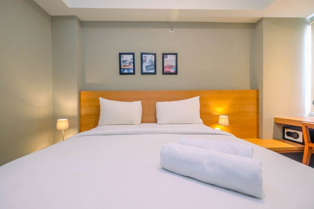 luxury 1br apartment with golf view at mustika golf residence