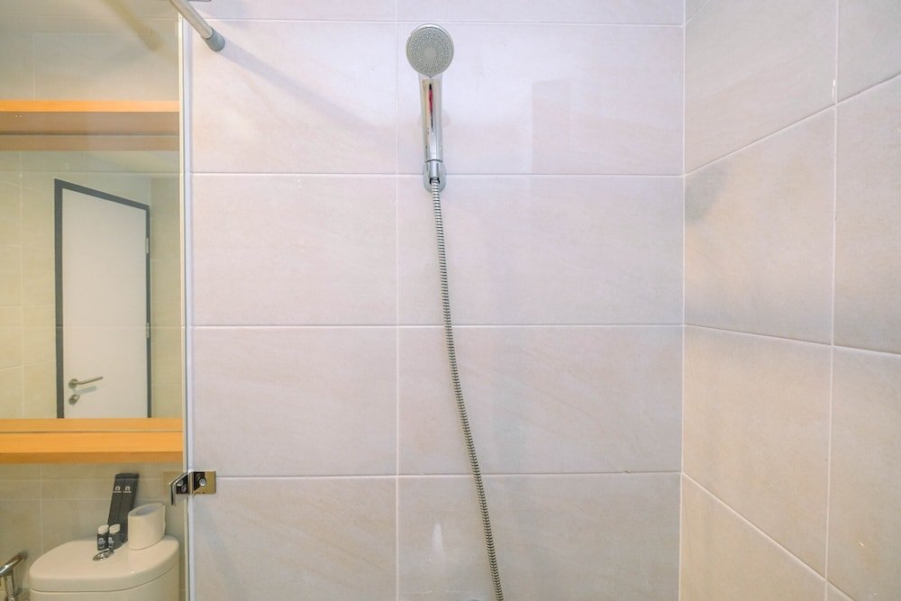 luxury 1br apartment with golf view at mustika golf residence