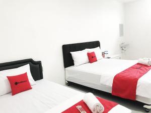 reddoorz jalan tanjung blitar