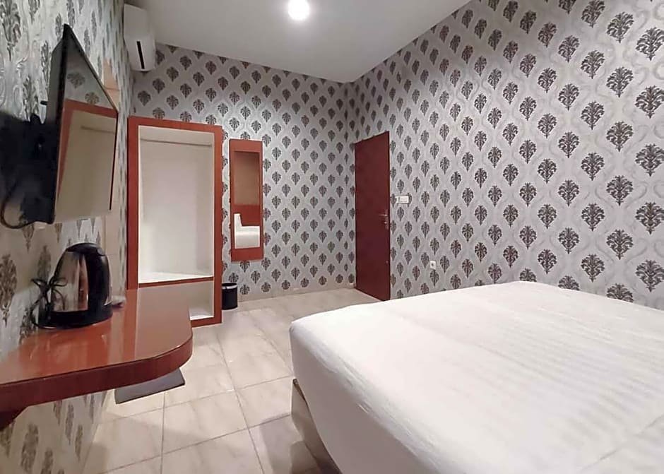 formerly reddoorz plus jalan letda sujono medan 2