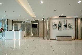 front one hotel gresik