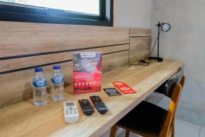 reddoorz near trans studio mall cibubur 3