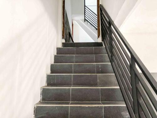 formerly reddoorz near eco green park batu