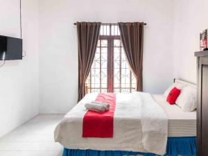 formerly reddoorz near eco green park batu