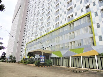 reva room on gunung putri square apartment