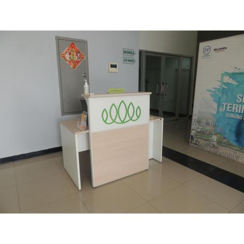 reva room on gunung putri square apartment