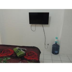 reva room on gunung putri square apartment