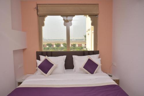 Hotel Siddharsh Heritage,Jhalana Doongri>>Jaipur,2 star