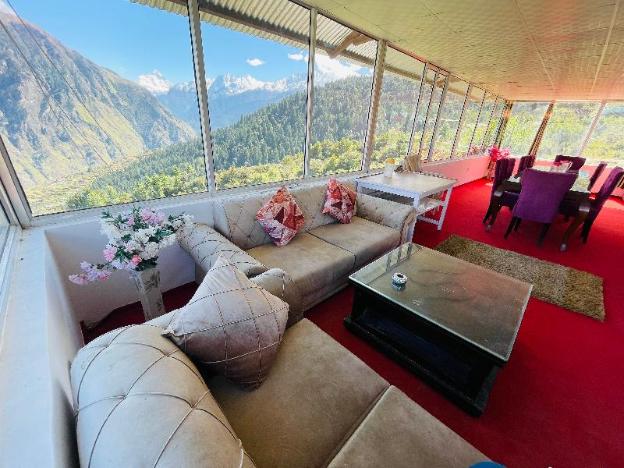 snow mount hotel auli