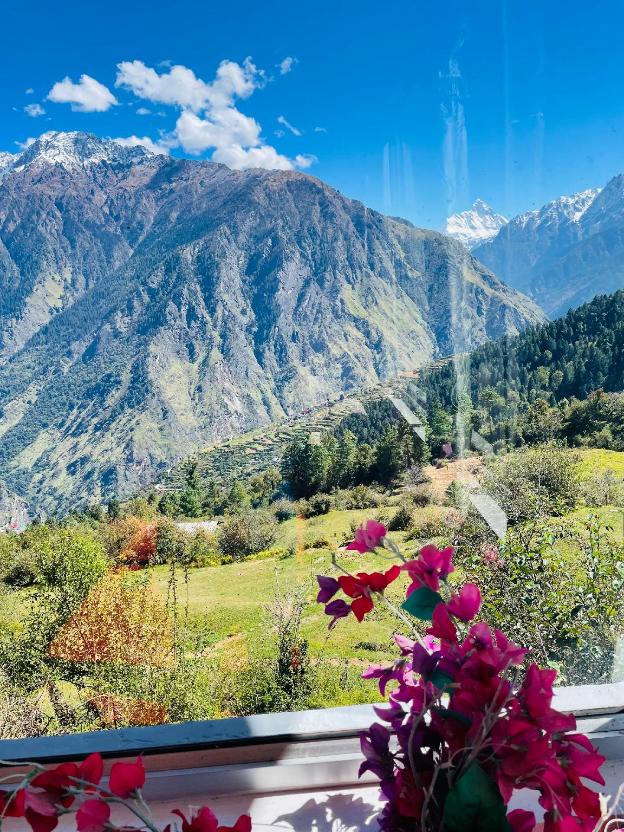 snow mount hotel auli