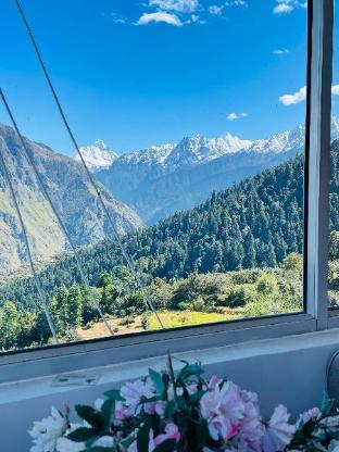 snow mount hotel auli