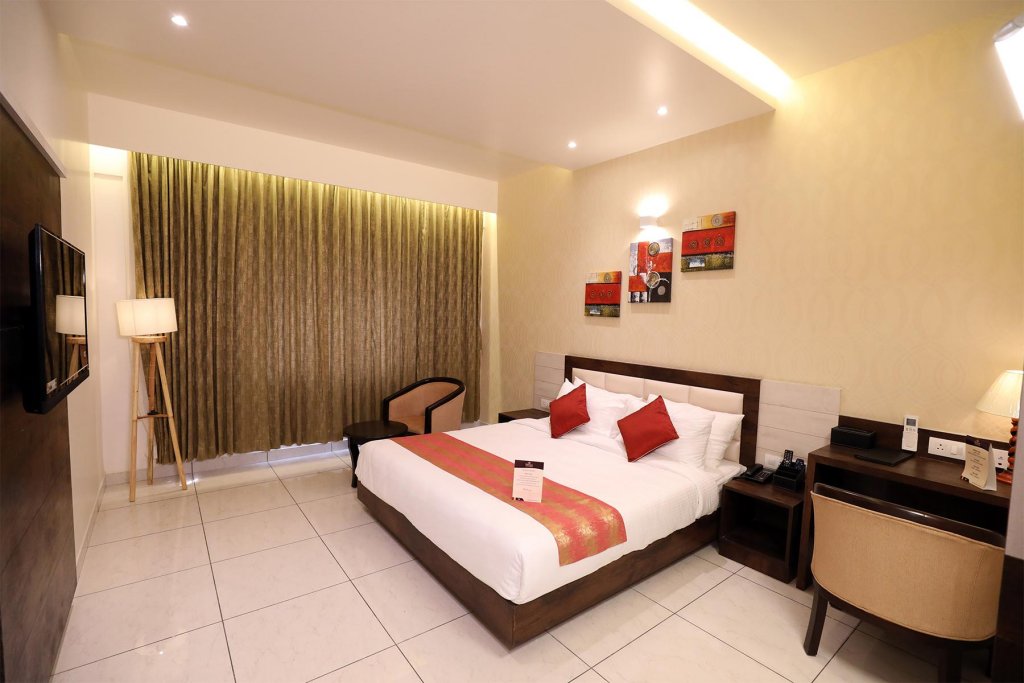 hotel foxglove international