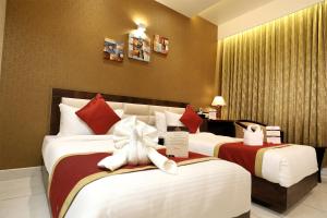 hotel foxglove international