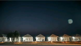 Explore Jaisalmer Desert Camp,Khuri,4 star