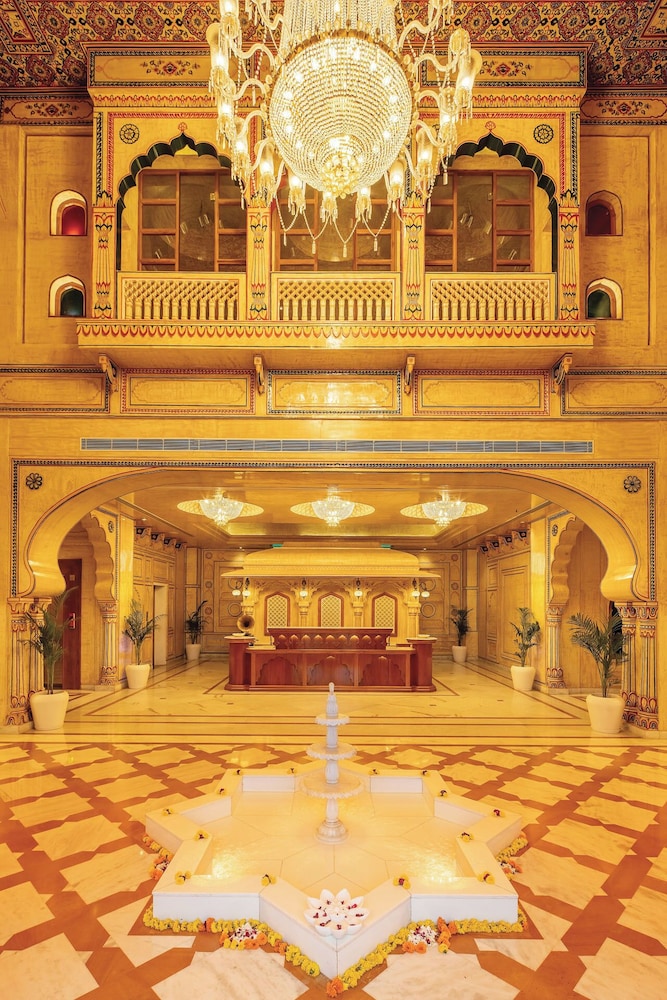 r chandras palace