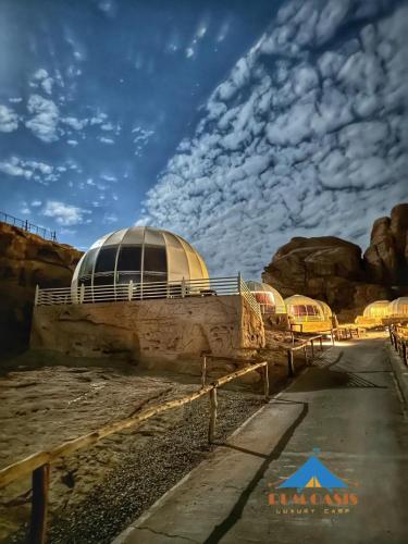 rum oasis luxury camp