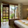khwesa resort