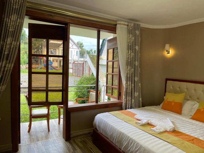 khwesa resort