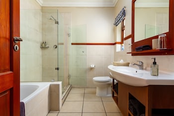 noordhoek village hotel