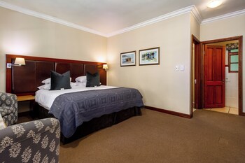 noordhoek village hotel