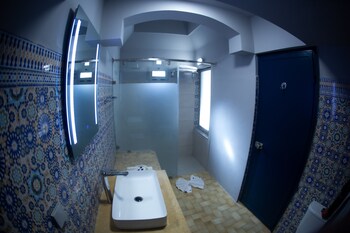 hotel karam palace