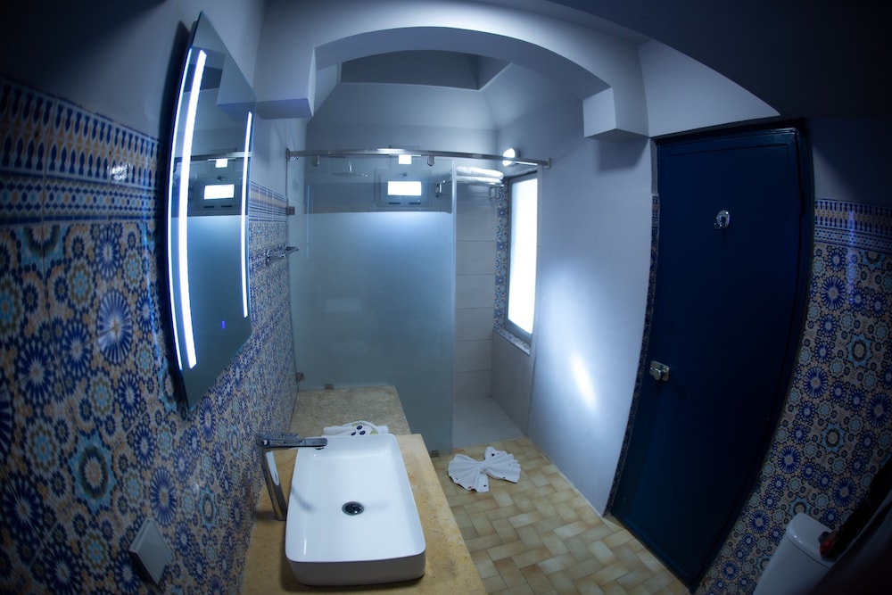 hotel karam palace